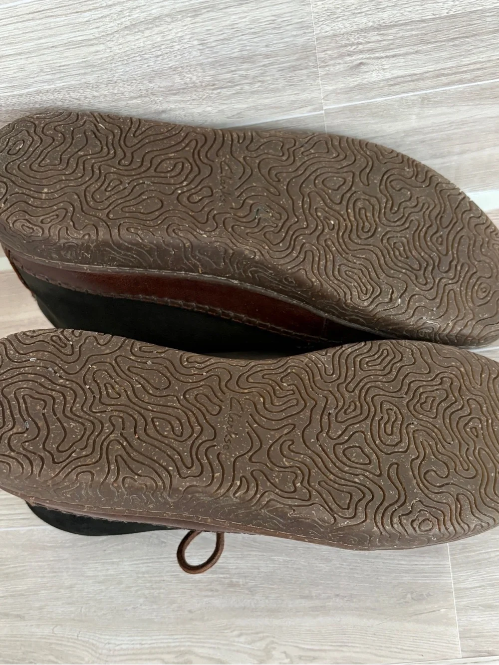 Clarks Olive Green Suede Laced Chukka Boots